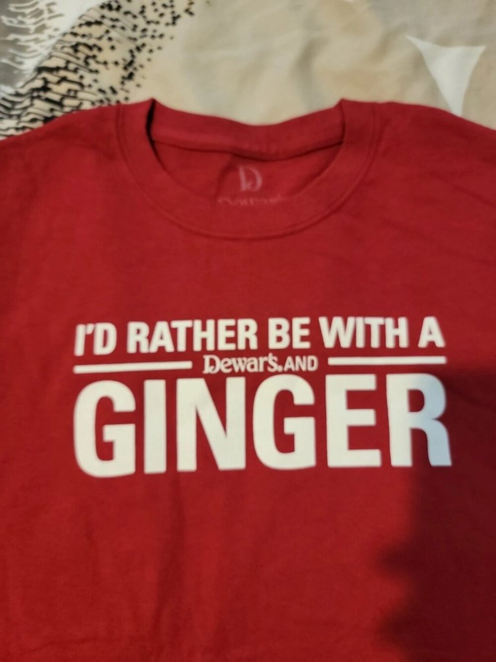 NWOT - I'D RATHER BE WITH A DEWAR'S AND GINGER Red Size L Short Sleeve Tee